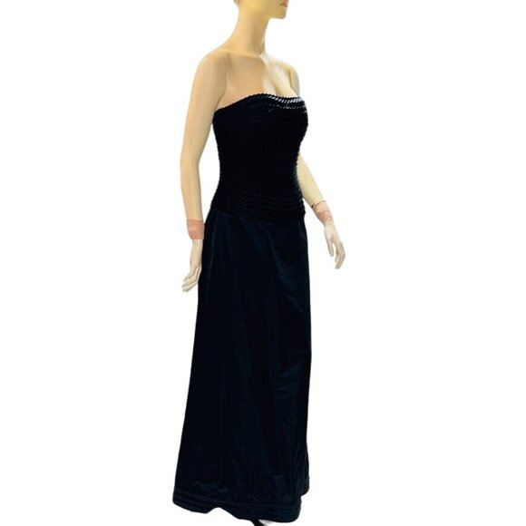HELEN MORLEY Women's Black Tufted Bodice Silk Rayon Lined Strapless Gown Size 14 - Picture 6 of 16